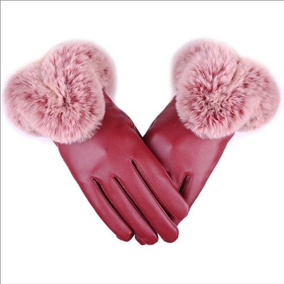 UR Powered Men's Leather Gloves Faux Fur Lined Touch Screen  Black Size  S/M